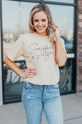 Oat Collective | Sunshine & Seltzers Mineral Graphic Tee